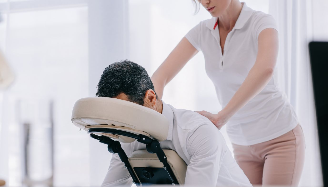 masaż biurowy RestDesk.jpg